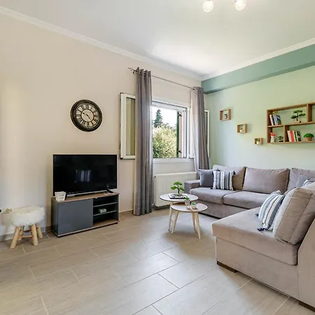 Thomas House Apartment *